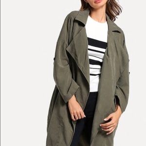 Jacket / Duster /pockets/button to roll sleeves